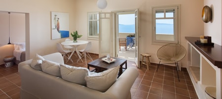 Luxury Suite with Balcony Panoramic View & Jacuzzi