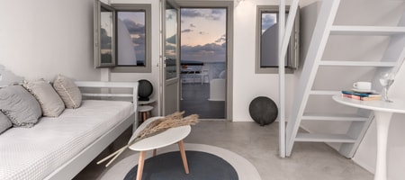 Cave Suite - Maisonette with Caldera & Sea View