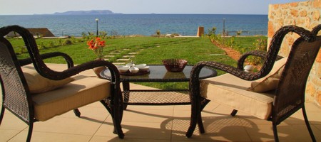3 Bedroom Beach Front Villa | Mary
