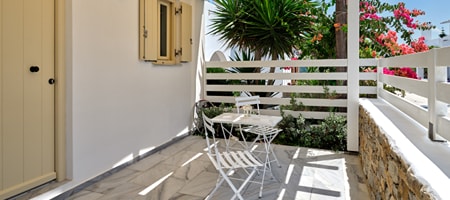 Suite Pigeons - Double Room & 2 Single Beds