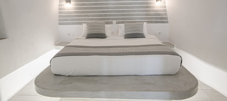 Honeymoon Cave Suite with Hot Tub and Caldera & Sea View