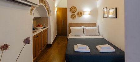 Voltes 09 - Budget Room | 1 Queen Sized Bed | Kitchenette | Sleeps 2