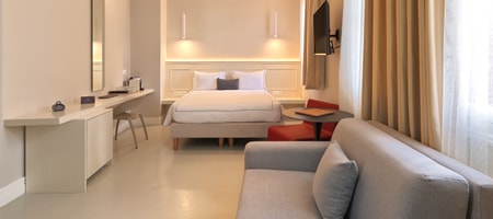 Deluxe Triple Suite with City View