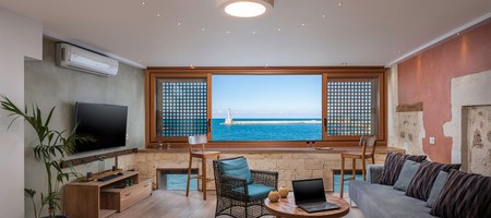 Deluxe Sea View Suite - 90 m²