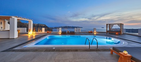 Villa Sapphire with Heated Private Pool and Hot Tub
