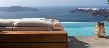 Superior Pool Suite with Caldera View
