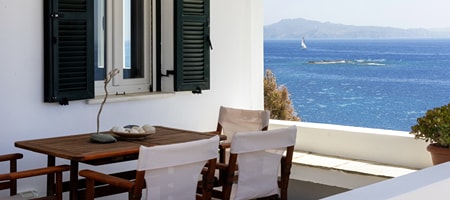 Two-Bedroom Apartment with Balcony and Sea View
