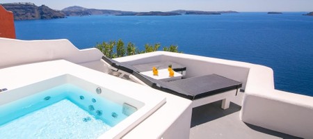 Full Moon Villa with Outdoor Plunge Pool with Sea & Caldera View