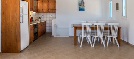 Villa Loukritia - 3 Bedroom Villa