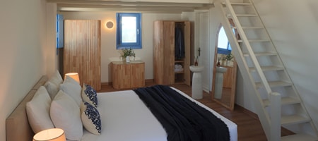 Family Suite with Sea and Pool View