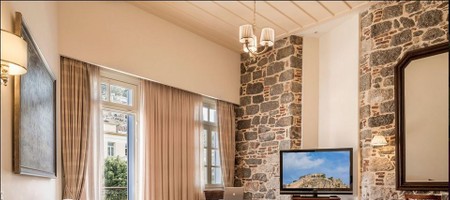 Xenon Inn