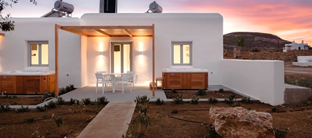 "Zoe" Deluxe Suite