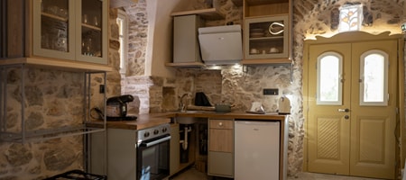 Vota Stone Cottage Studio