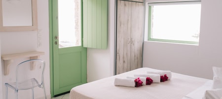 Deluxe Sea View Suite