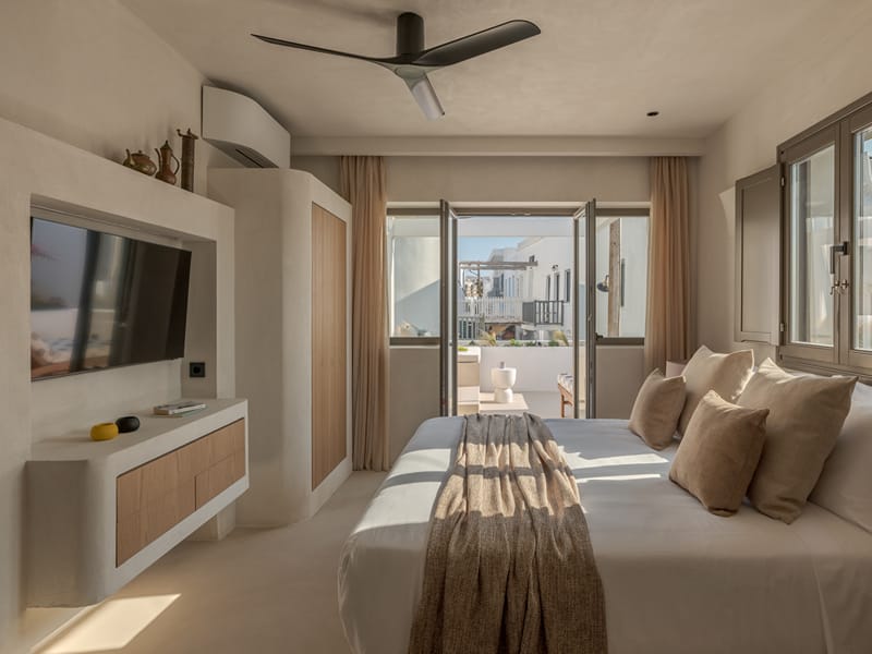 Sifneos House Paros — minimal stay with Cycladic stone near Parikia