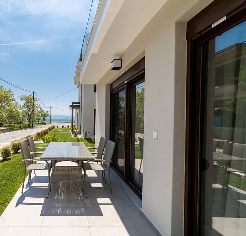 Two - Bedroom Duplex with Garden