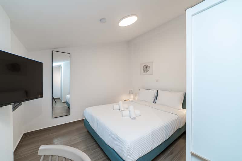 Two Bedroom Loft With Pool Access