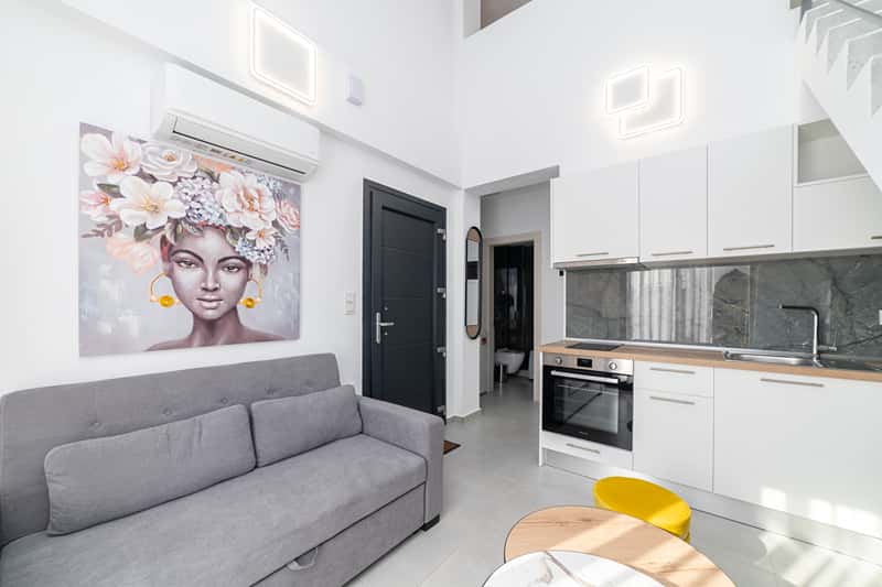Two Bedroom Loft With Pool Access