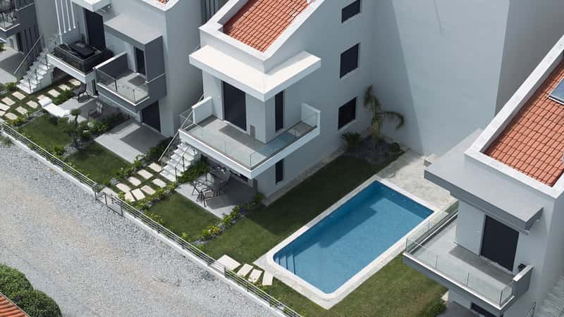 Two Bedroom Loft With Pool Access