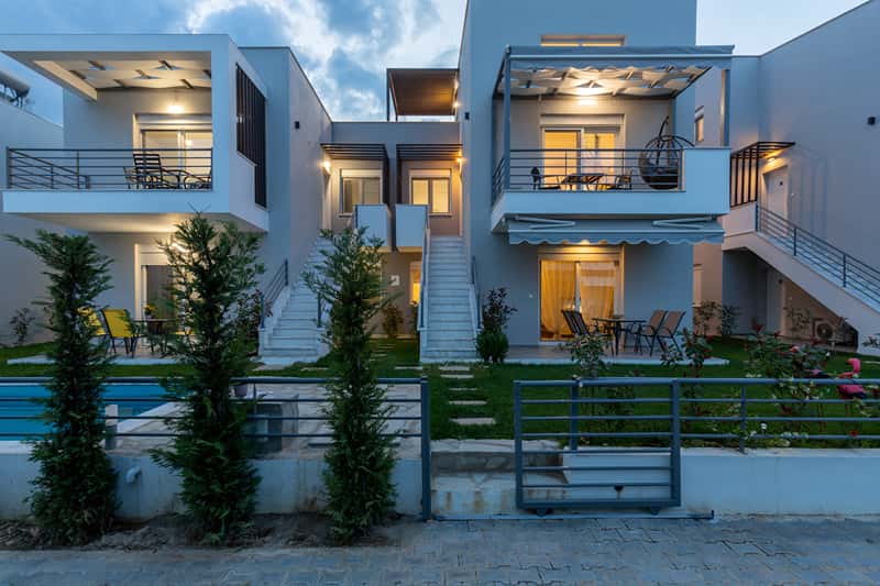 Two-Bedroom Loft with Pool Access