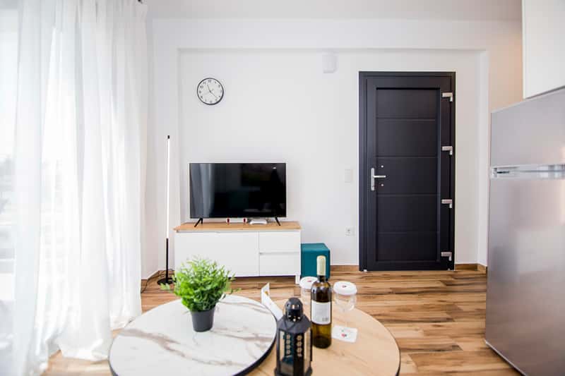 One Bedroom Apartment with Pool Access