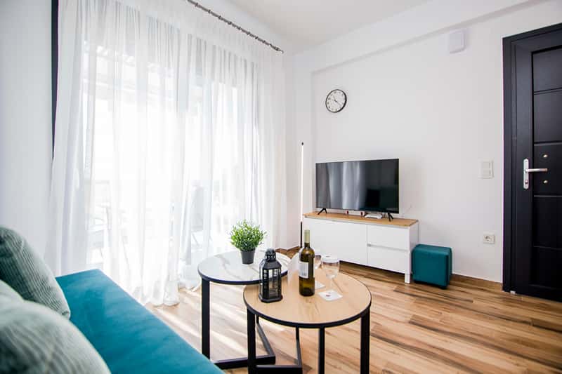 One Bedroom Apartment with Pool Access