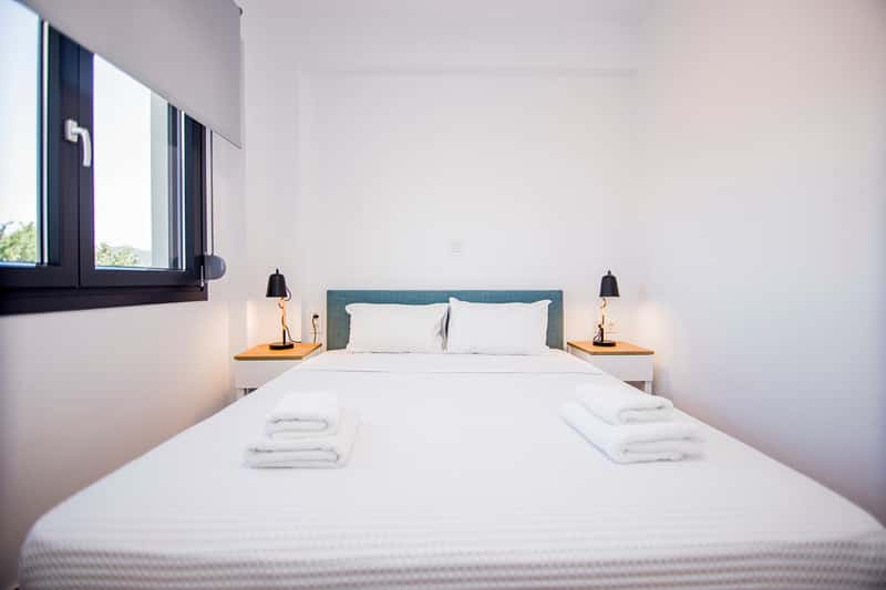 One Bedroom Apartment with Pool Access