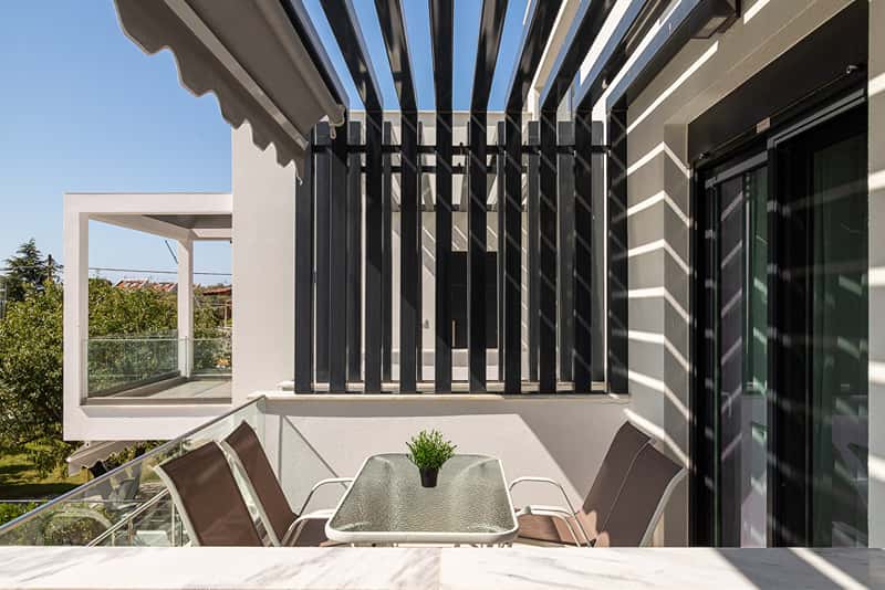Two Bedroom Loft with Pool Access