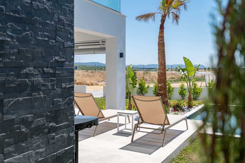Three-Bedroom villa with Private Pool & Rooftop
