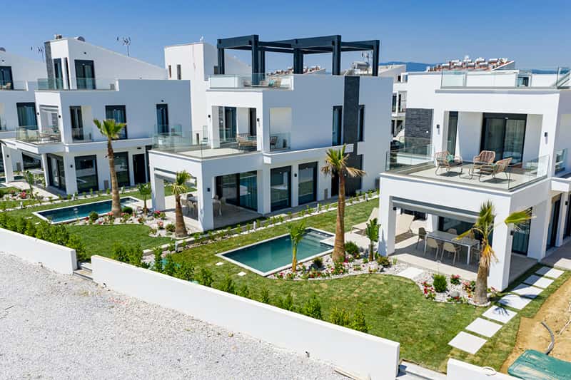 Olympiada & Villas