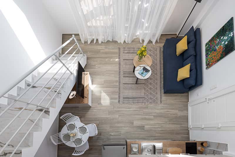 Two - Bedroom Duplex With Garden
