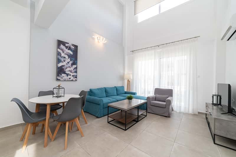 Two-Bedroom Duplex with Garden