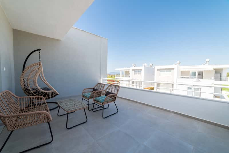 Three-Bedroom Duplex with Private Pool