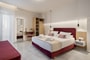 Miss Marrone City Hotel