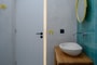 En-suite bathroom of the open-plan bedroom